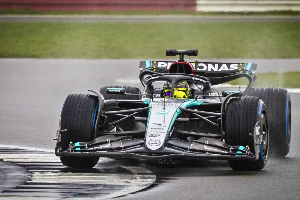 Mercedes w15 f1