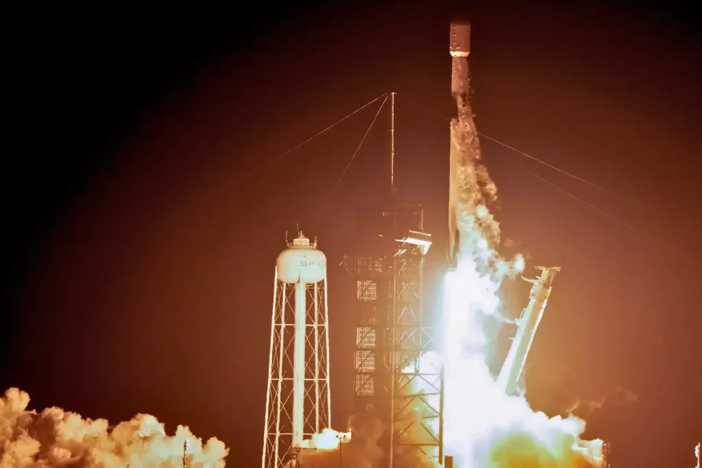 SpaceX Lunar Odysseus Launching